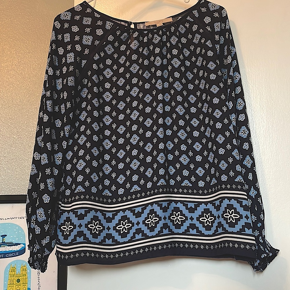 Super fun patterned LOFT blouse to wear to work or out!